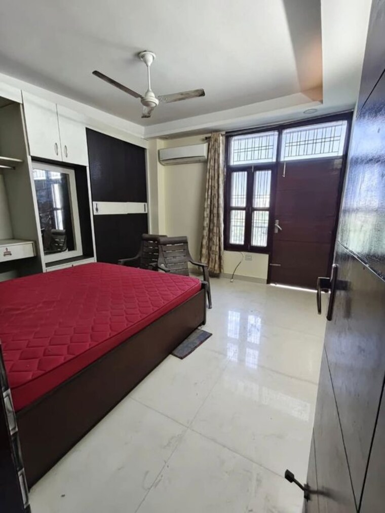 Kitchen, sector 30 2 Bedroom 1200 Sq.Ft. Builder Floor In Sector 30 Gurgaon 10047125