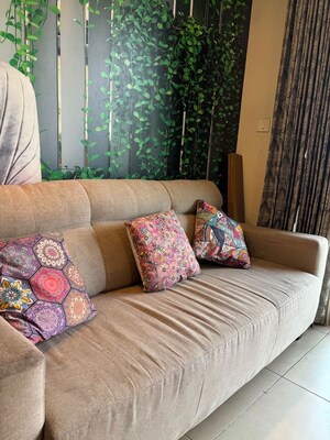 2 BHK Apartment For Rent in Bhartiya City Nikoo Homes II, Thanisandra Main Road