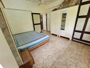 Bedroom in 1 BHK Apartment at Andheri West – for Rent