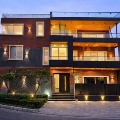 6+ BHK + Pooja Room,Servant Room Villa For Sale in Omaxe Lake