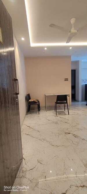 Room in 2 BHK Apartment at Matoshree Pride, Parel – for Rent