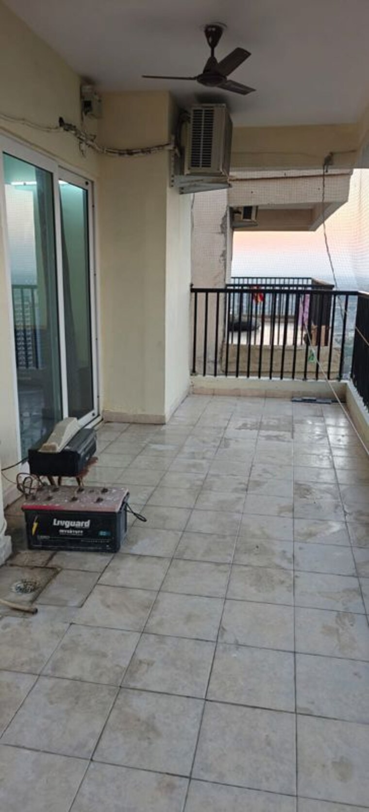 Balcony, gaur-yamuna-city 2 Bedroom 1000 Sq.Ft. Apartment In Gaur Yamuna City Greater Noida 10047238