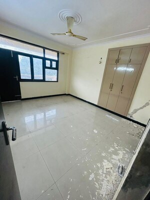 Kitchen in 3 BHK Apartment at Aiims Apartments, Sector 21d – for Rent