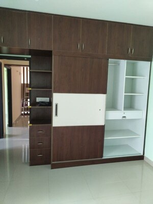 Furnished Amenities in 3 BHK Apartment at Kolte Patil Raaga, Hennur Road – for Rent