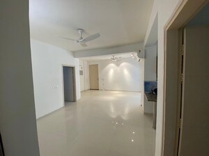 Room in 3 BHK Apartment at Tulip Violet, Sector 69 – for Rent