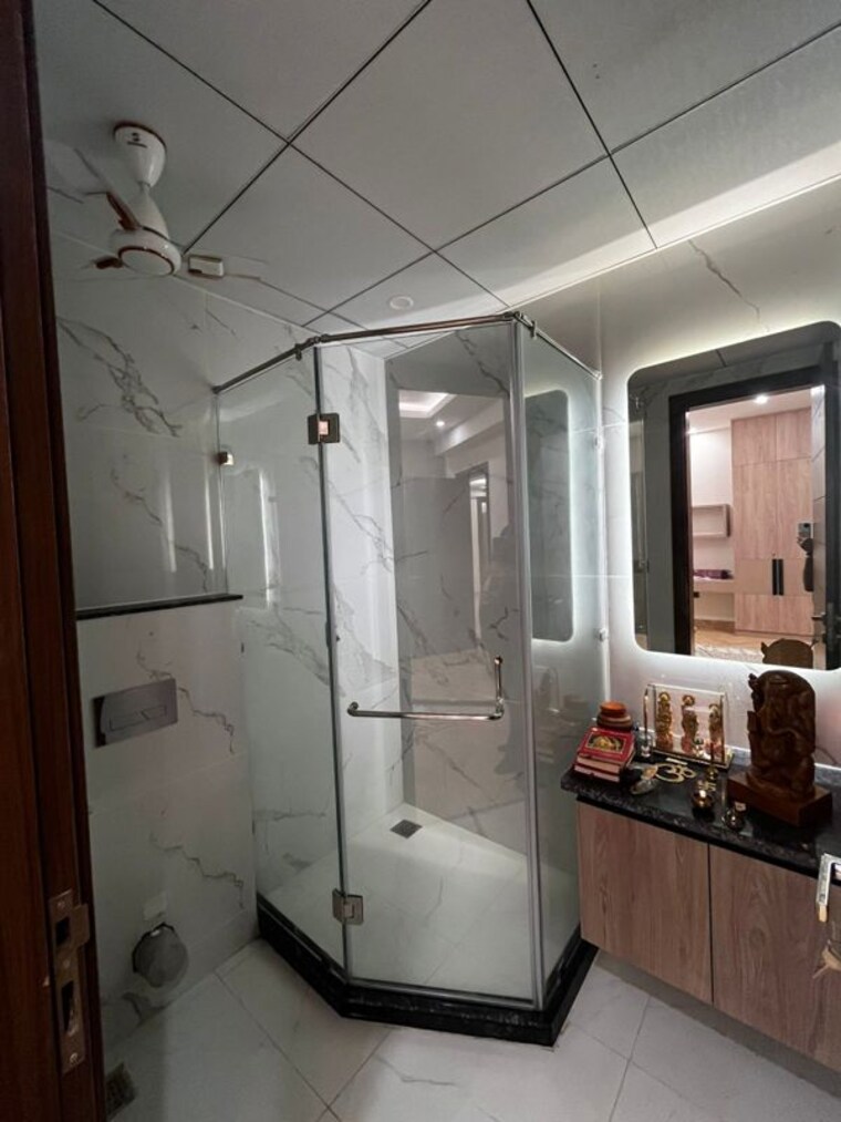 Kitchen, raj-one-good-earth 3 Bedroom 1850 Sq.Ft. Apartment In Sector 71 Gurgaon 10047505