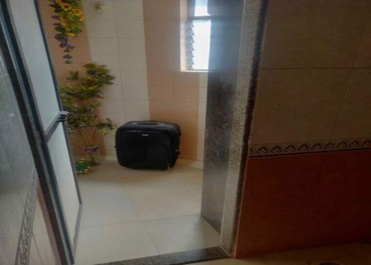 Bathroom, andheri west 3 Bedroom 1285 Sq.Ft. Builder Floor In Andheri West Mumbai 10047158