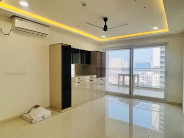 Room in 4 BHK Apartment at Prestige Beverly Hills, Kokapet – for Rent