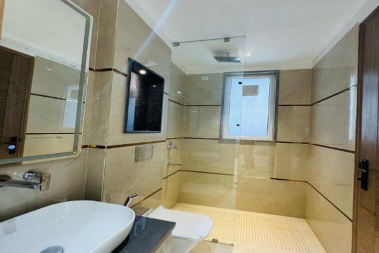Bathroom, bellandur 3 Bedroom 1900 Sq.Ft. Builder Floor In Bellandur Bangalore 10047405