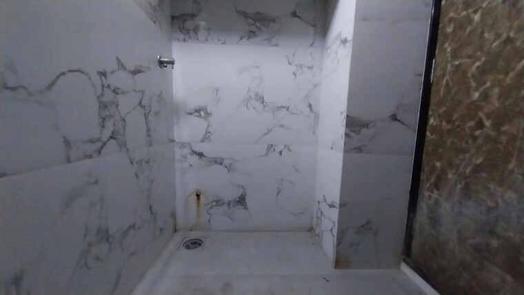 Bathroom, andheri west 1 Bedroom 520 Sq.Ft. Apartment In Andheri West Mumbai 10047590