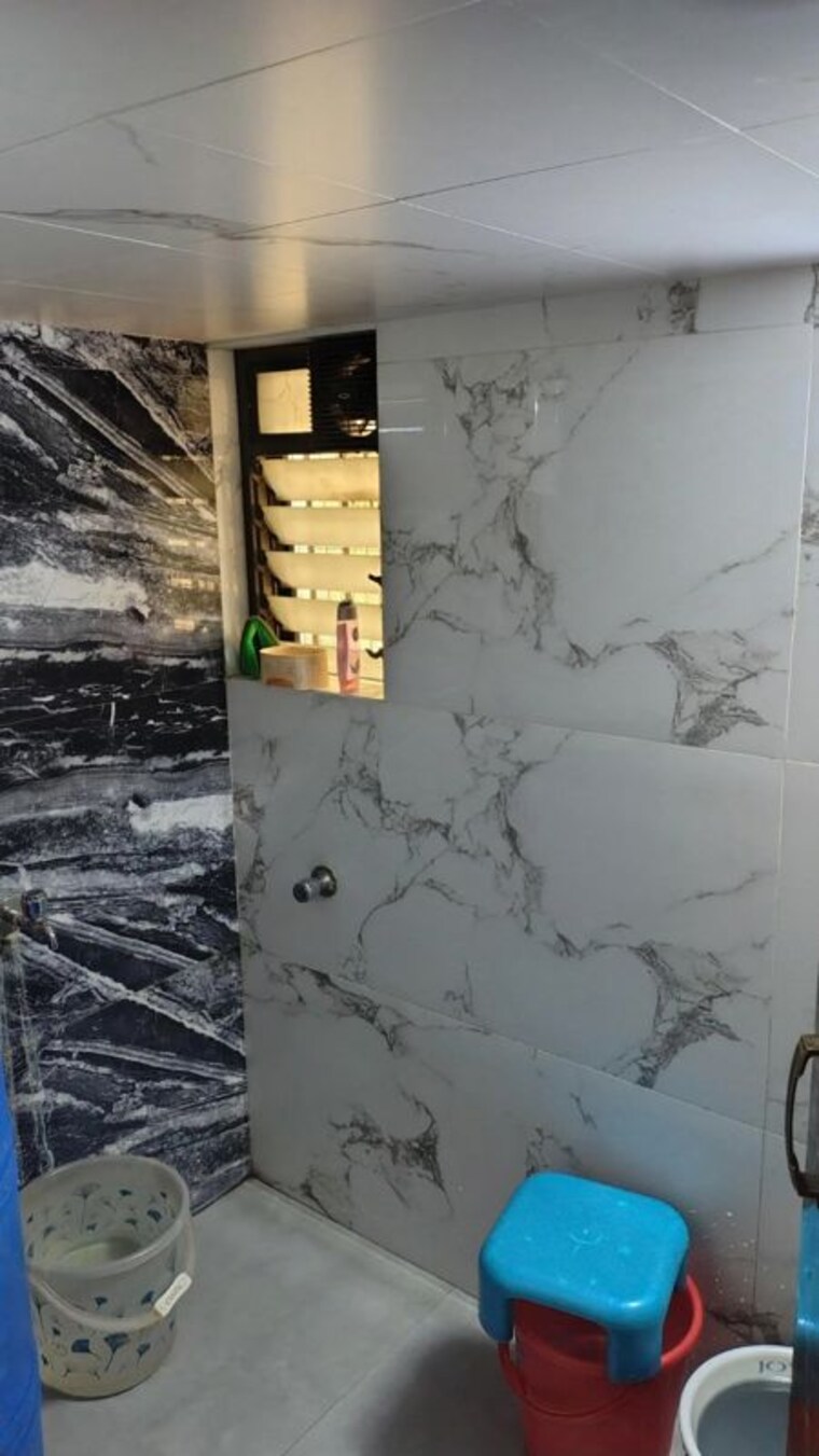 Attached Bathroom, andheri west 1 Bedroom 520 Sq.Ft. Apartment In Andheri West Mumbai 10047590