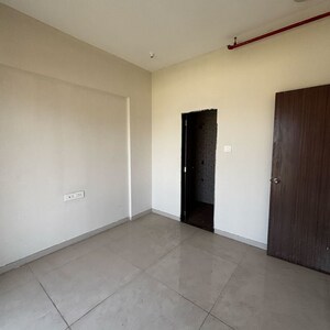 Room in 1 BHK Apartment at Re Form Delta House, Nesco – for Rent