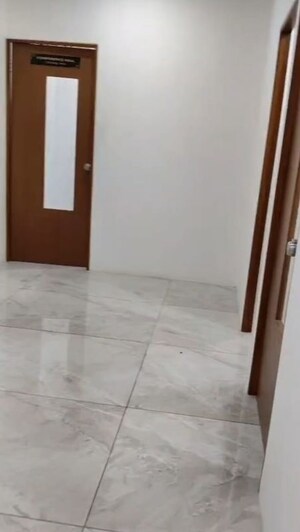 Room in  Office Space at Sankalp Square 3, Thaltej – for Rent