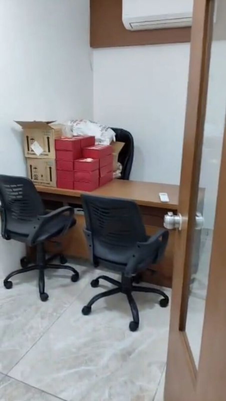 Team Area, sankalp-square-3 Commercial Office Space 3000 Sq.Ft. In Thaltej Ahmedabad 10047588