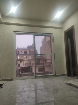 Master Bedroom in 2.5 BHK Apartment at Omaxe Hazratganj, Gomti Nagar – for Sale