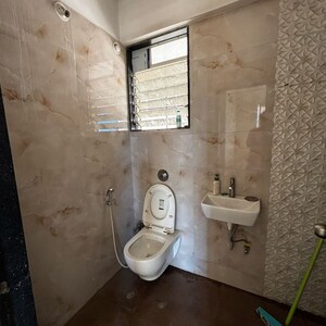 Bathroom in 1 BHK Apartment at Goregaon East – for Rent