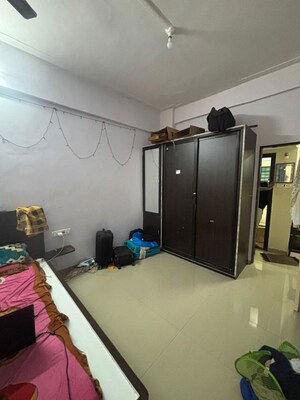 Team Area in 2 BHK Apartment at Kakad Estate Worli, Worli – for Rent