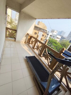 Staircase in 3 BHK Apartment at Reminess Apartment, Bandra West – for Rent