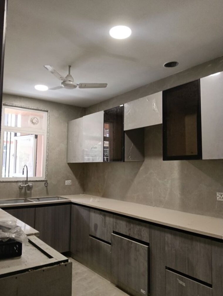 Kitchen, sector 41 3 Bedroom 2500 Sq.Ft. Builder Floor In Sector 41 Gurgaon 10048017