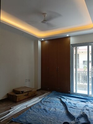 Bedroom in 3 BHK Builder Floor at Sector 41 – for Rent