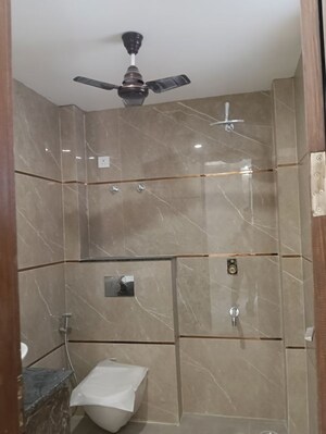Bathroom in 3 BHK Builder Floor at Sector 41 – for Rent