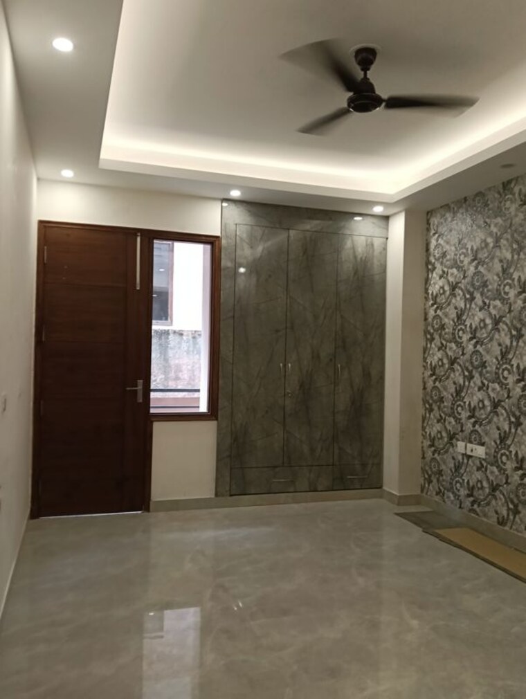 Room, sector 41 3 Bedroom 2500 Sq.Ft. Builder Floor In Sector 41 Gurgaon 10048017