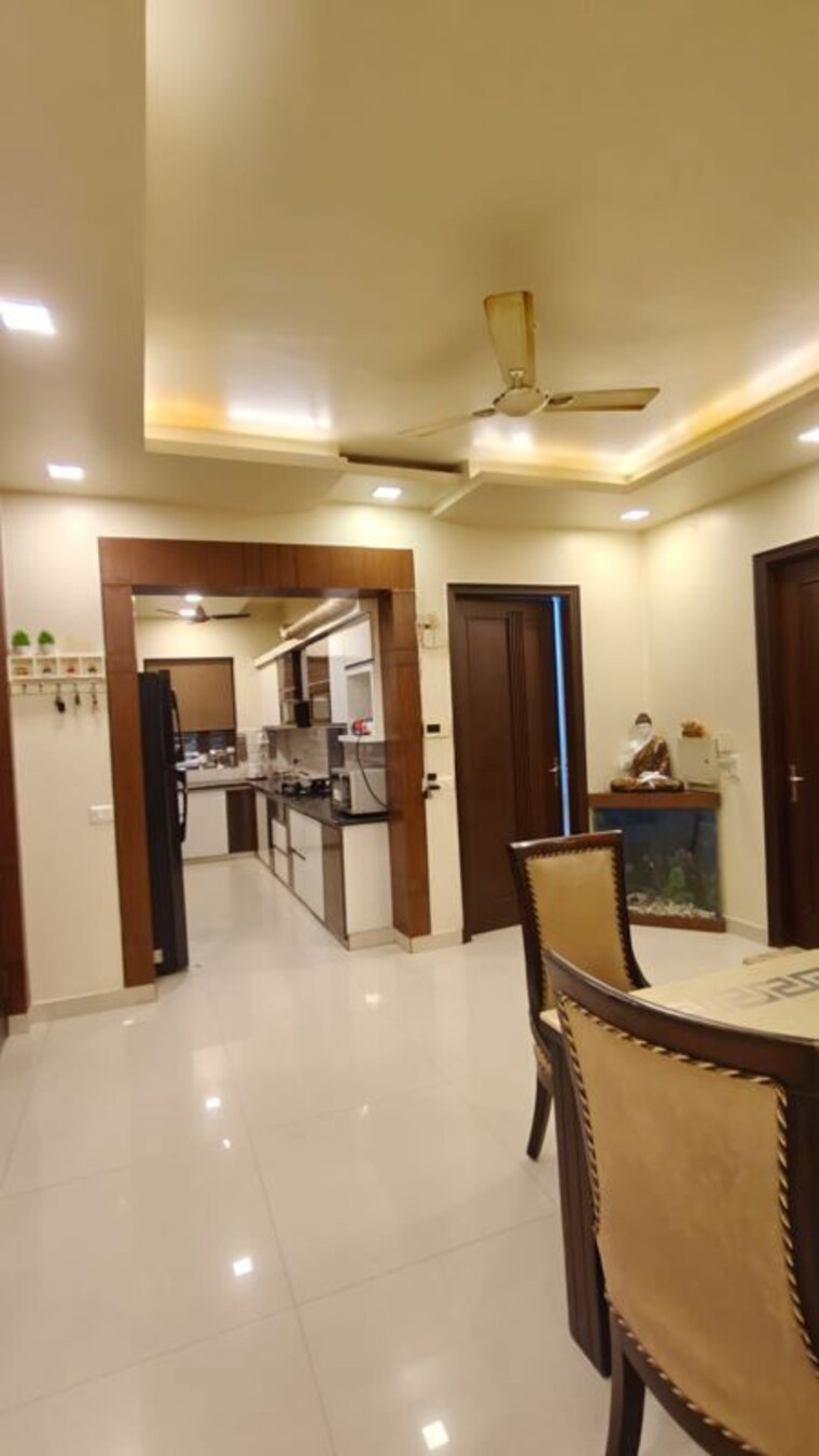 Living Room, parklands 4 Bedroom 350 Sq.Yd. Builder Floor In Sector 85 Faridabad 10048042