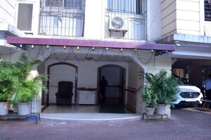 3 BHK Apartment – Exterior View View at Konark Classic, Bandra West - for Rent