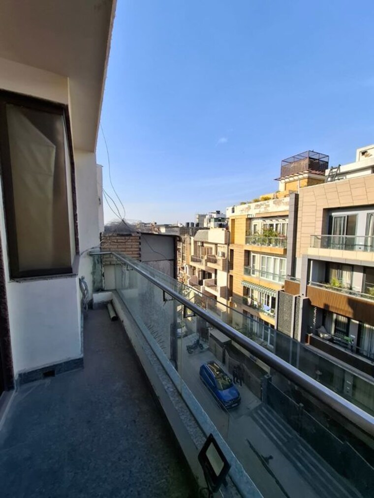 Balcony, greater kailash i 3 Bedroom 1872 Sq.Ft. Builder Floor In Greater Kailash I Delhi 10048099