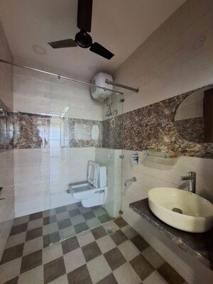 Master Bedroom in 3 BHK Builder Floor at Greater Kailash I – for Rent