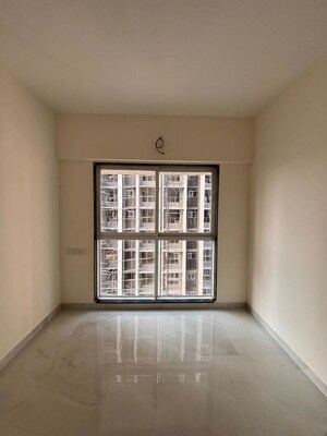 Room in 2 BHK Apartment at Soham Parijat Gardens, Ghodbunder Road – for Rent