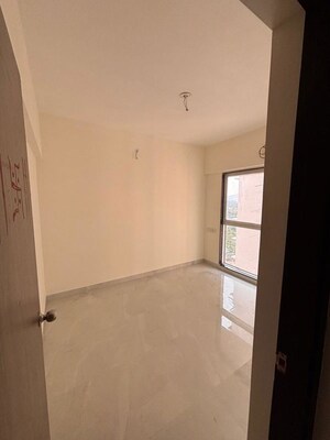 Room in 2 BHK Apartment at Soham Parijat Gardens, Ghodbunder Road – for Rent