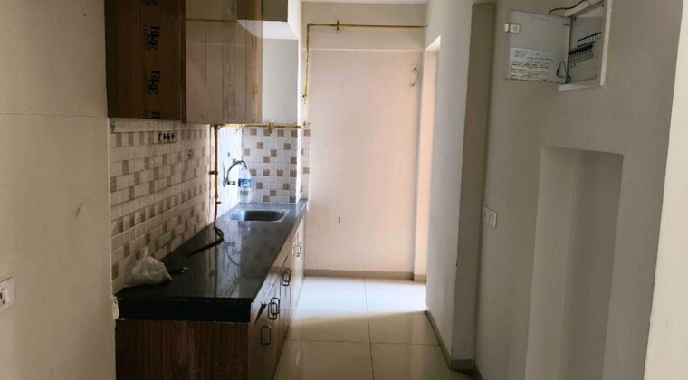 Kitchen, wave-dream-homes 2 Bedroom 808 Sq.Ft. Apartment In Wave City Ghaziabad 10048218