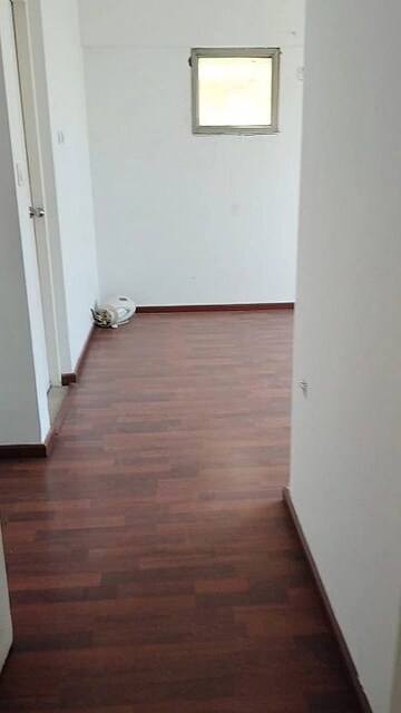 Room in 3 BHK Apartment at The Meadows, Near Vaishno Devi Circle On Sg Highway – for Rent