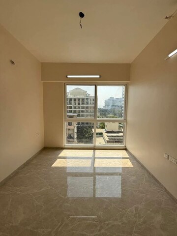 Room in 3.5 BHK Apartment at Marvel Bounty, Hadapsar – for Sale