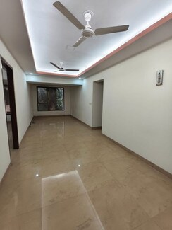 3 BHK + Pooja Room Apartment For Rent in Bandra West