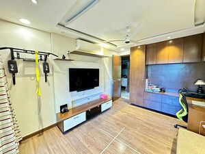 Room in 4 BHK Apartment at The Wadhwa The Address Vista, Ghatkopar West – for Sale