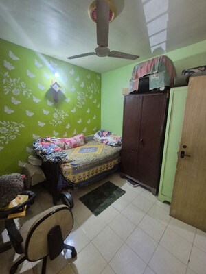 Master Bedroom in 2 BHK Apartment at Spaghetti Complex, Kharghar – for Rent