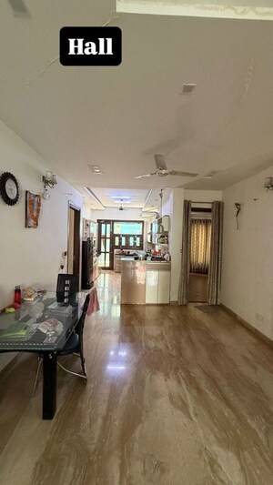 Living Room in 6 BHK Independent House at Ansal Plaza Gurgaon, Palam Vihar – for Rent