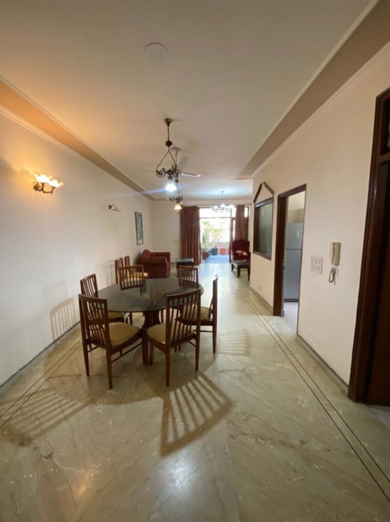 Living Room, greater kailash part 3 3 Bedroom 300 Sq.Yd. Builder Floor In Greater Kailash Part 3 Delhi 10048714