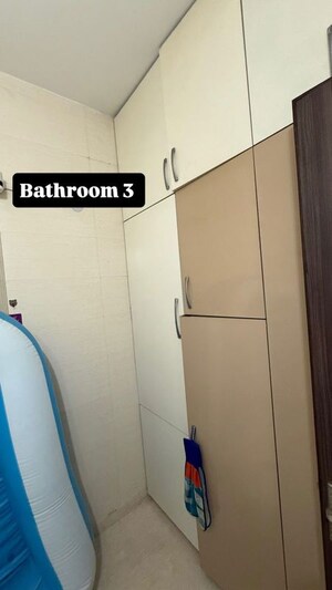 Furnished Amenities in 6 BHK Independent House at Ansal Plaza Gurgaon, Palam Vihar – for Rent