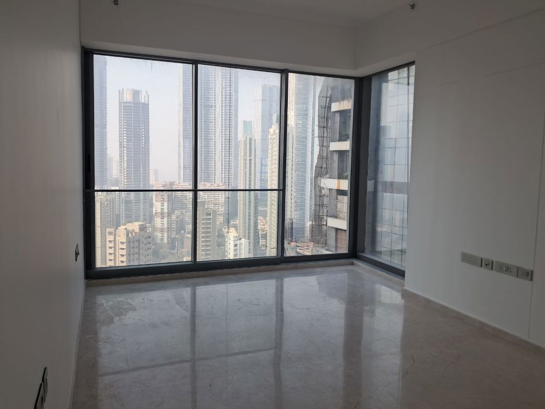 4 BHK + Pooja Room 3200 Sq.Ft. Apartment in Rustomjee Crown