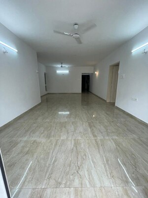 Room in 1 BHK Apartment at Vascon Forest County, Kharadi – for Rent