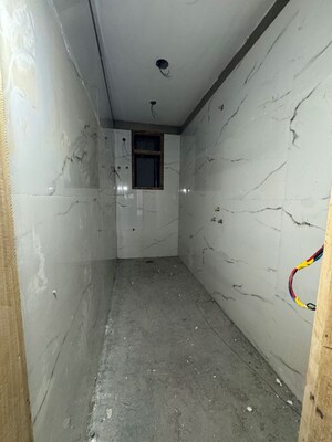 Bathroom in 1 BHK Builder Floor at Chattarpur – for Rent