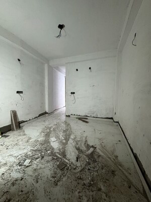 Bathroom in 1 BHK Builder Floor at Chattarpur – for Rent
