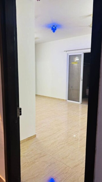 Room in 2 BHK Apartment at VTP Beaumonde, Kharadi – for Rent