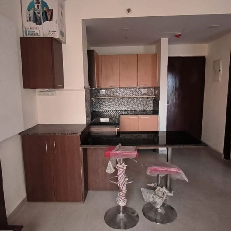 Team Area, supertech-czar-suites 1 RK 535 Sq.Ft. Apartment In Omicron I Greater Noida Greater Noida 10049040