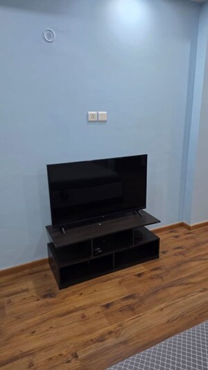 Furnished Amenities in 3 BHK Apartment at MI Rustle Court, Gomti Nagar – for Rent
