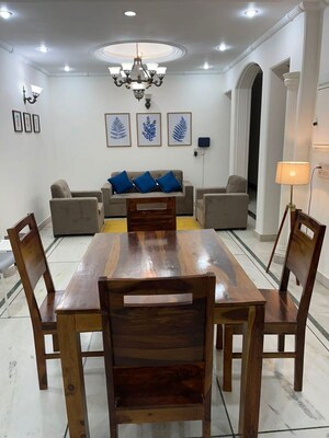 Living Room in 1 BHK Builder Floor at Nehru Enclave – for Rent