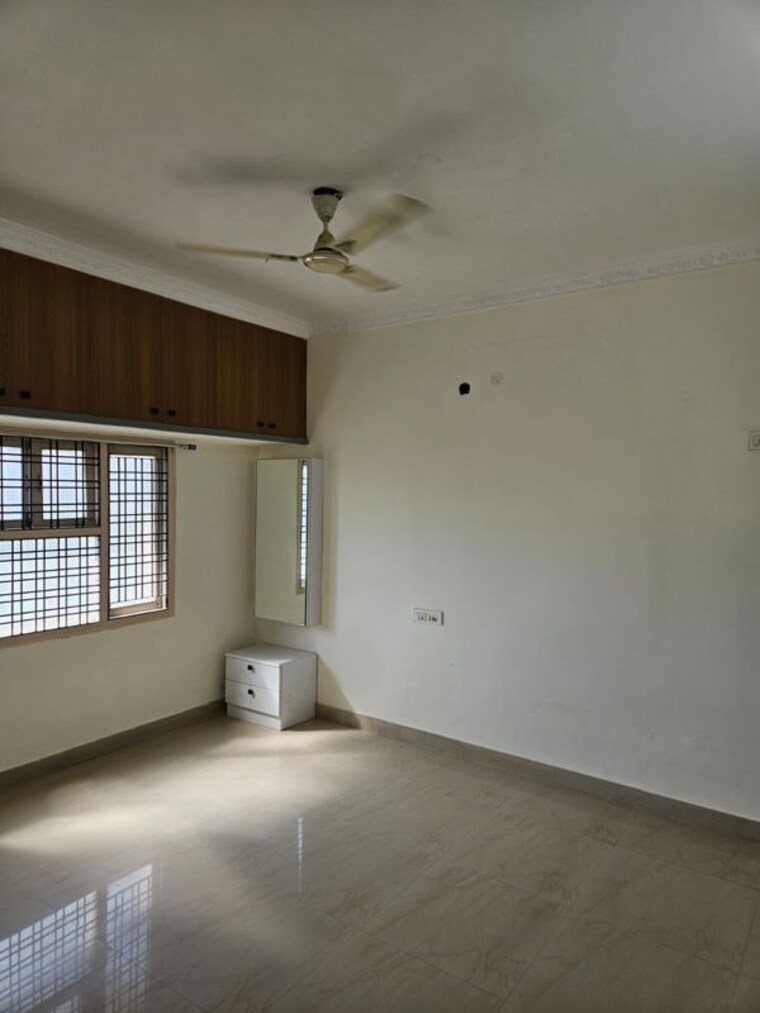 Room, chanda nagar 3 Bedroom 1450 Sq.Ft. Apartment In Chanda Nagar Hyderabad 10049050